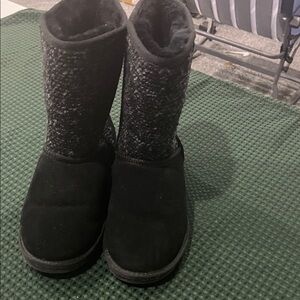 Minnetonka boots Black Winter Boots size 9